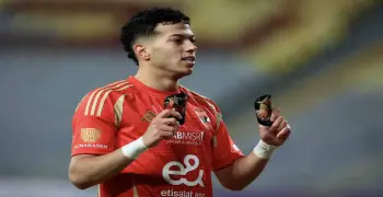 أنا قولت هيضربني.. تعليق إمام عاشور على لقطته الشهيرة مع حسام حسن (فيديو)