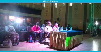 عرض مسرحي يوقف الأسرة المنظمة لـ«كايرو جوت تالنت» بجامعة القاهرة