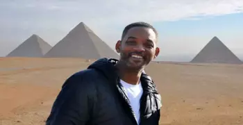 من هو ويل سميث الذي أعلنت زوجته خيانته وهي جالسة أمامه؟