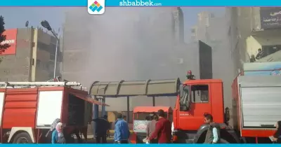صور| حريق أمام جامعة القاهرة