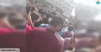 لليوم الثاني.. طلاب جامعة الأزهر يتظاهرون بسبب حوادث عبور الطريق (فيديو)