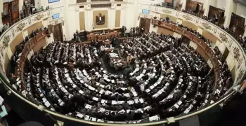 فرض رسوم جديدة على خدمات المحمول وجوازات السفر وتراخيص السيارات