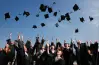 بسبب فستانها في حفلة التخرج.. طالبة تتهم عميد طب بيطري جامعة بدر بالاعتداء عليها وتصويرها