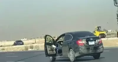 حيازة قرص مخدر وخمور.. بيان للنيابة عن السائق المتهور على طريق السويس