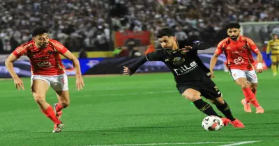 من هو معلق مباراة الأهلي والزمالك في لقاء القمة؟
