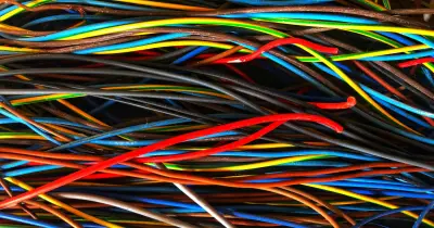 أسعار سلوك الكهرباء 2026 بعد الزيادة الأخيرة في المحلات