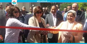 رئيس جامعة عين شمس يفتتح معرض «صنع بفخر في مصر» (صور)