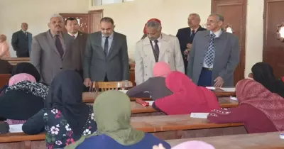 نائب رئيس جامعة الأزهر يتفقد امتحانات كليتي البنات الإسلامية والتربية