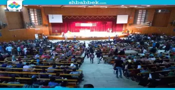 فقرات فنون شعبية وغناء.. حفل تكريم خريجي كلية تربية رياضية بأسيوط (صور)