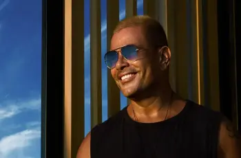 أسعار تذاكر حفلة عمرو دياب في الجامعة الأمريكية.. أرقام خيالية