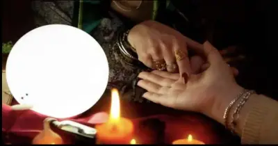 إتيان السحرة للإنكار عليهم جائز، و من أعظم الطاعات وأجل القربات . صواب خطأ