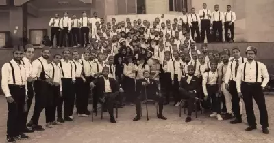 «Fun Day» في 1919.. طلاب هندسة بني سويف يعودون لزمن الأبيض وأسود (فيديو)