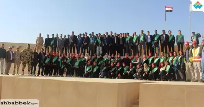 طلاب بجامعة القاهرة يزورون المتحف المصري الكبير (صور)