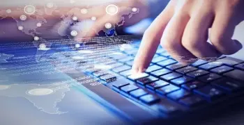 من خطوات إنشاء حقول قاعدة البيانات في جدول البيانات الفارغ هو كتابة أسماء الحقول رأسياً في بدابة صواب خطأ