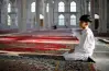 خير صفوف الرجال أولها وشرها آخرها.. صواب أم خطأ؟​​​​​​​