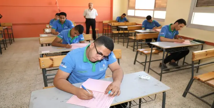  الاستعلام عن نتيجة الدبلومات الفنية بالاسم دور ثاني 2025 متاح الآن 