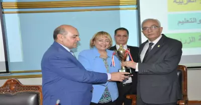 بالصور.. التعليم تكرم الفائزين بمسابقة «أجمل حديقة مدرسية»