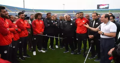 رسائل السيسي للاعبي المنتخب قبل بطولة كأس الأمم الأفريقية.. (صور)