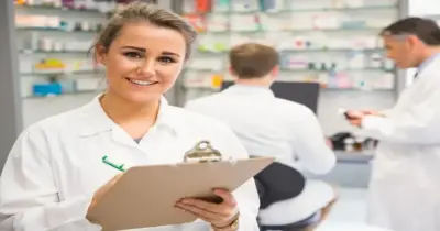 عدد المقبولين في كليات الصيدلة 2025.. فرص كبيرة لطلبة علمي علوم