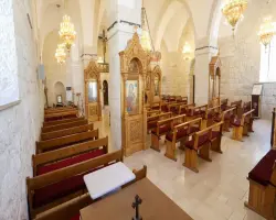 كنيسة بالمنيا تطالب المسيحيات بالاحتشام في الملبس