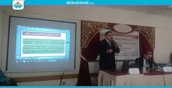في ندوة بإعلام الأزهر.. خبير عسكري: الجماعات المتطرفة تصطاد الشباب من الانترنت
