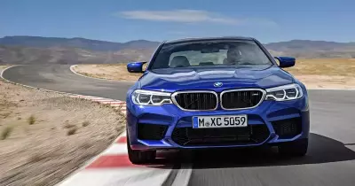 BMW.. فيديو يكشف الإمكانات الهائلة لسيارة 7 series