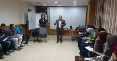 جامعة سوهاج تنظم ورش تدريبية في «فن المناظرات»