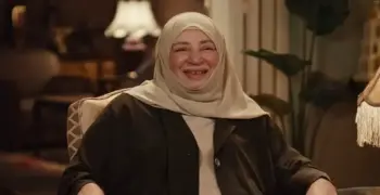 نقيب الممثلين يجيب.. هل عادت عبلة كامل من الاعتزال بعد إعلان فودافون؟