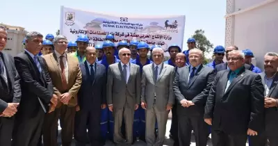 «العصار» يفتتح محطة طاقة شمسية بجامعة القاهرة.. و«نصار»: نجهز لمشروع «الصنابير»