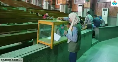 هدوء في انتخابات اتحاد طلاب كلية تجارة القاهرة والإقبال ضعيف