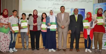 التعليم تكرم المتفوقين الأيتام تحت شعار «إزرع خير.. وارسم بسمة» (صور)