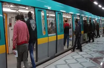 عطل المترو الخط الأول اليوم.. توقف حركة القطارات وتكدس المواطنين
