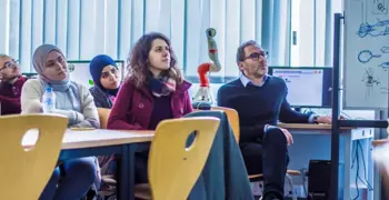 الجامعة الألمانية بالقاهرة تنظم ورشة «الطباعة ثلاثية الأبعاد على الألياف الضوئية»