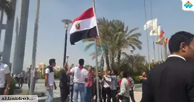 بتحية العلم.. جامعة حلوان تبدأ فعاليات استقبال الطلاب الجدد
