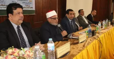 الدكتور أحمد كريمة لطلاب جامعة طنطا: انشروا السلم في المجتمع