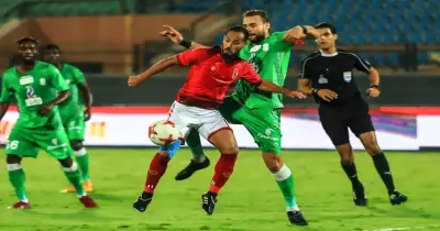 إيقاف معلول وجيرالدو وغرامة 40 ألف جنيه للأهلي عقب مباراة الاتحاد