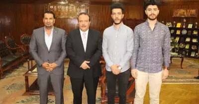 مسئول عراقي يزور جامعة طنطا