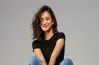 أميرة أديب تكشف سبب شراءها الملابس المستعملة.. «أنا غنية مش غبية»