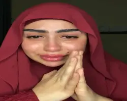 رماني وأنا حامل وعليا ديون.. طليقة مسلم تشكو من عدم إنفاقه على ابنها