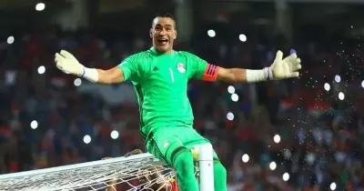 «القديس» كاسياس يحيي «السد العالي»