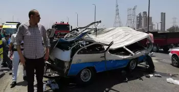 مصرع 14 شخص في حادث تصادم أعلى كوبري طره (صور)