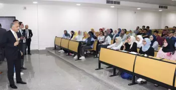 جامعة النهضة تحتفل بطلابها الجدد مع بدء العام الدراسي الجديد (صور)