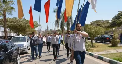 مسيرة طلابية تجوب جامعة أسيوط (صور)