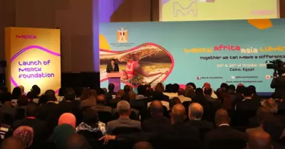 وزير التعليم العالي: نتطلع لإقامة علاقة طويلة الأمد مع مؤسسة ميرك