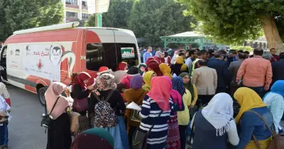 جمع 253 كيس دم بجامعة سوهاج.. والكشف عن إصابة 4 طلاب بفيروس «c»