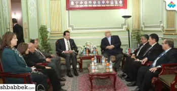 وزير التعليم العالي يزور جامعة عين شمس لمتابعة بدء الدراسة (صور)