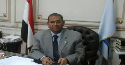 آداب القاهرة تعقد مؤتمرا صحفيا للإعلان عن برامج الساعات المعتمدة