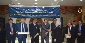 رئيس القابضة للنسيج: مليار جنيه لتطوير صناعة الغزل ونفاض الحكومة لصرف مكافأة العمال قبل العيد