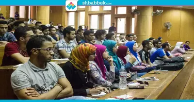 صور| «فكرة» يناقش مشاكل سوق العمل بـ«هندسة شبرا»