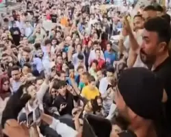 أحمد العوضي في موقف صعب عقب صلاة العيد (فيديو)